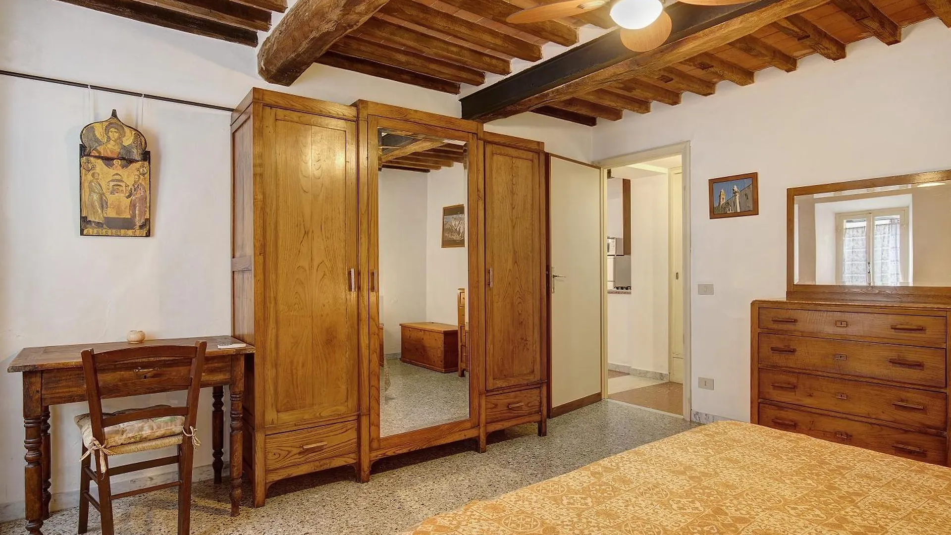 Palazzo Ferretti - Pietrasanta Vila