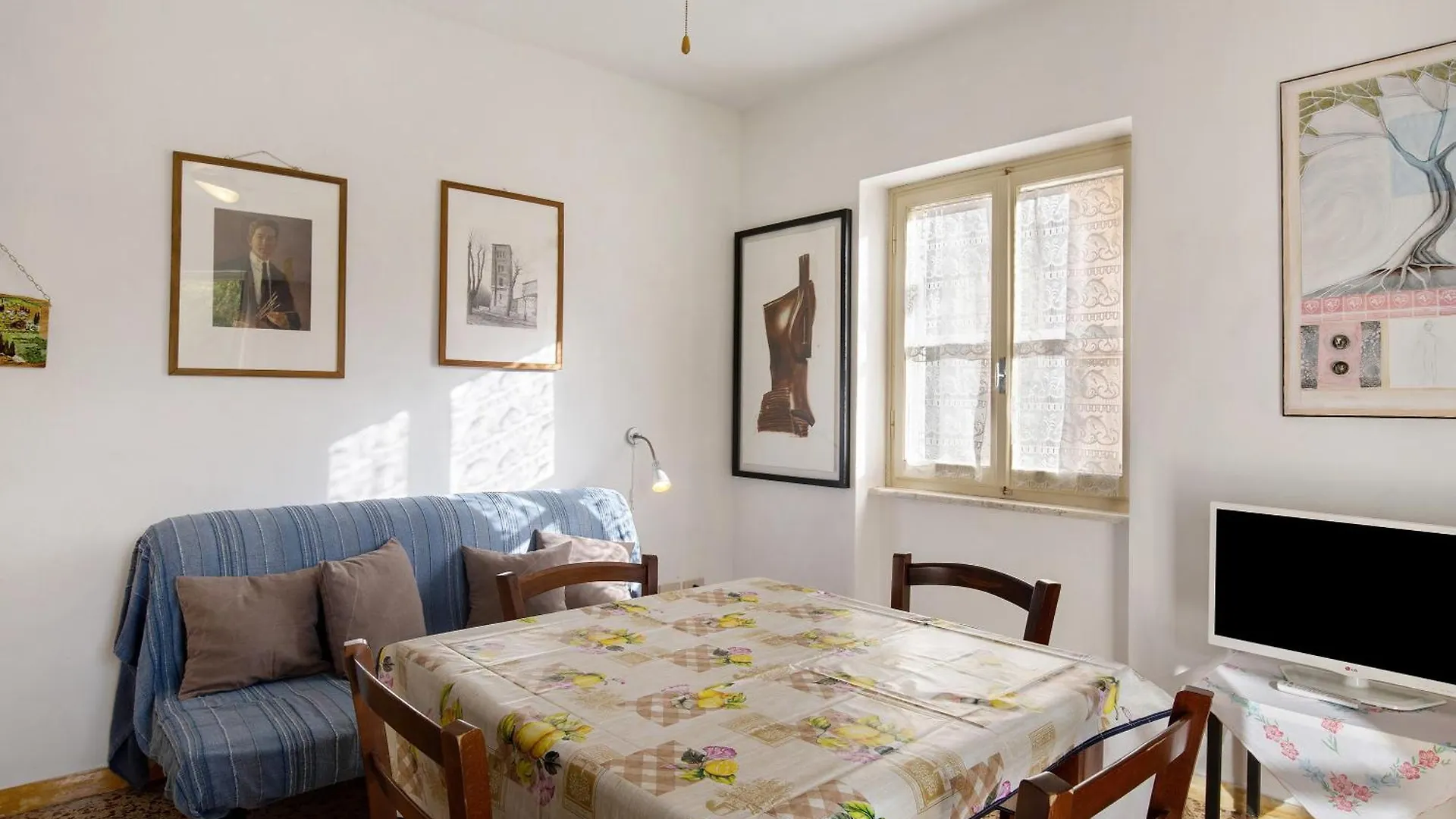 Palazzo Ferretti - Pietrasanta Villa 0*,  Italien
